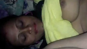 Watch an Indian prostitute get fucked in this XXX video