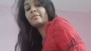 Watch a cute Indian girl flaunt her butt in a video