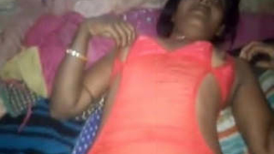 Desi Bhabhi's nude capture on camera